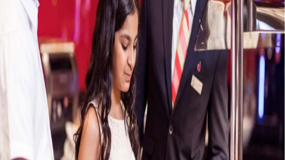 Layanan Lounge Marhaba, Terminal C1, Bandara Internasional Al Maktoum, Dubai World Central, UEA 170956