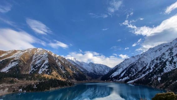 大阿拉木圖湖之旅（可選徒步旅行）