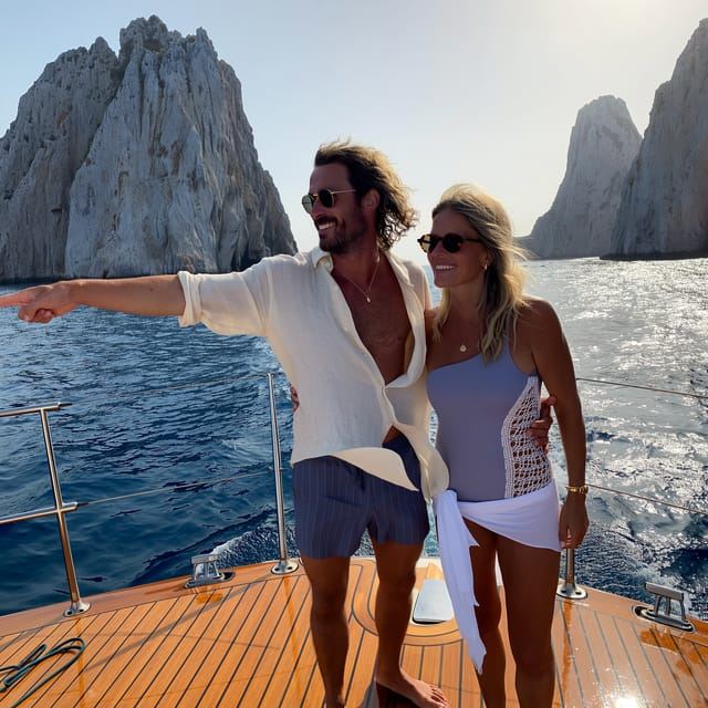 Rodi: trasferimento e crociera all'isola di Symi e alla baia di San Giorgio