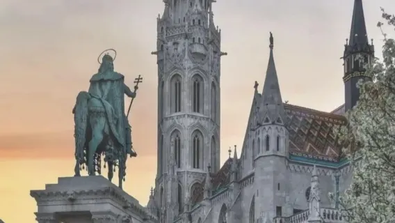 Layanan penjemputan di bandara/ pengantaran ke bandara bandara/rencana perjalanan khusus di Bandara Budapest Liszt-Frenz