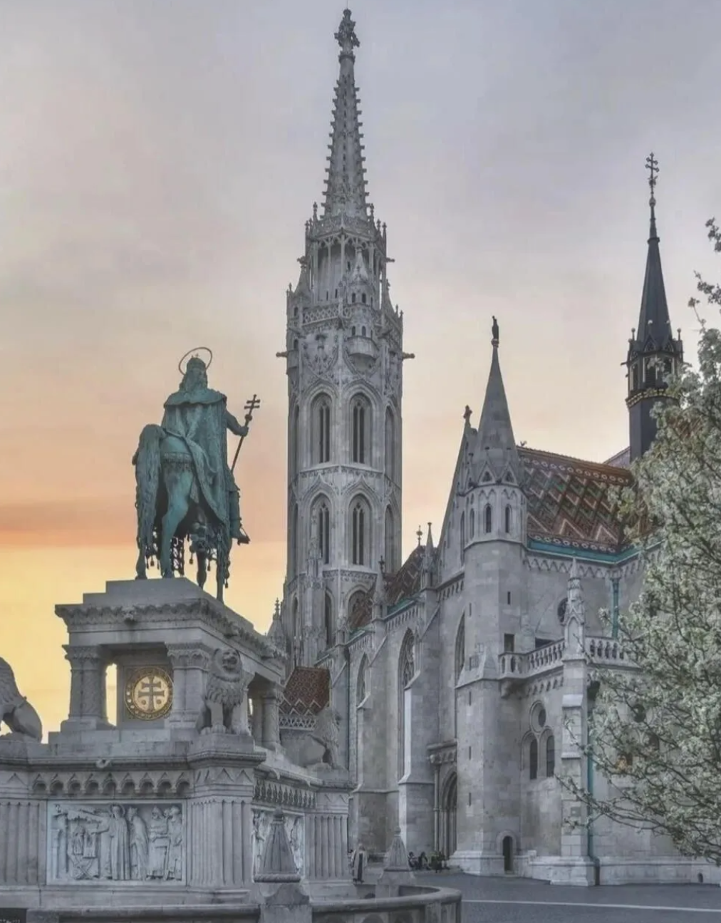 Servizio di transfer e itinerari personalizzati all'aeroporto Ferenc Liszt JC di Budapest