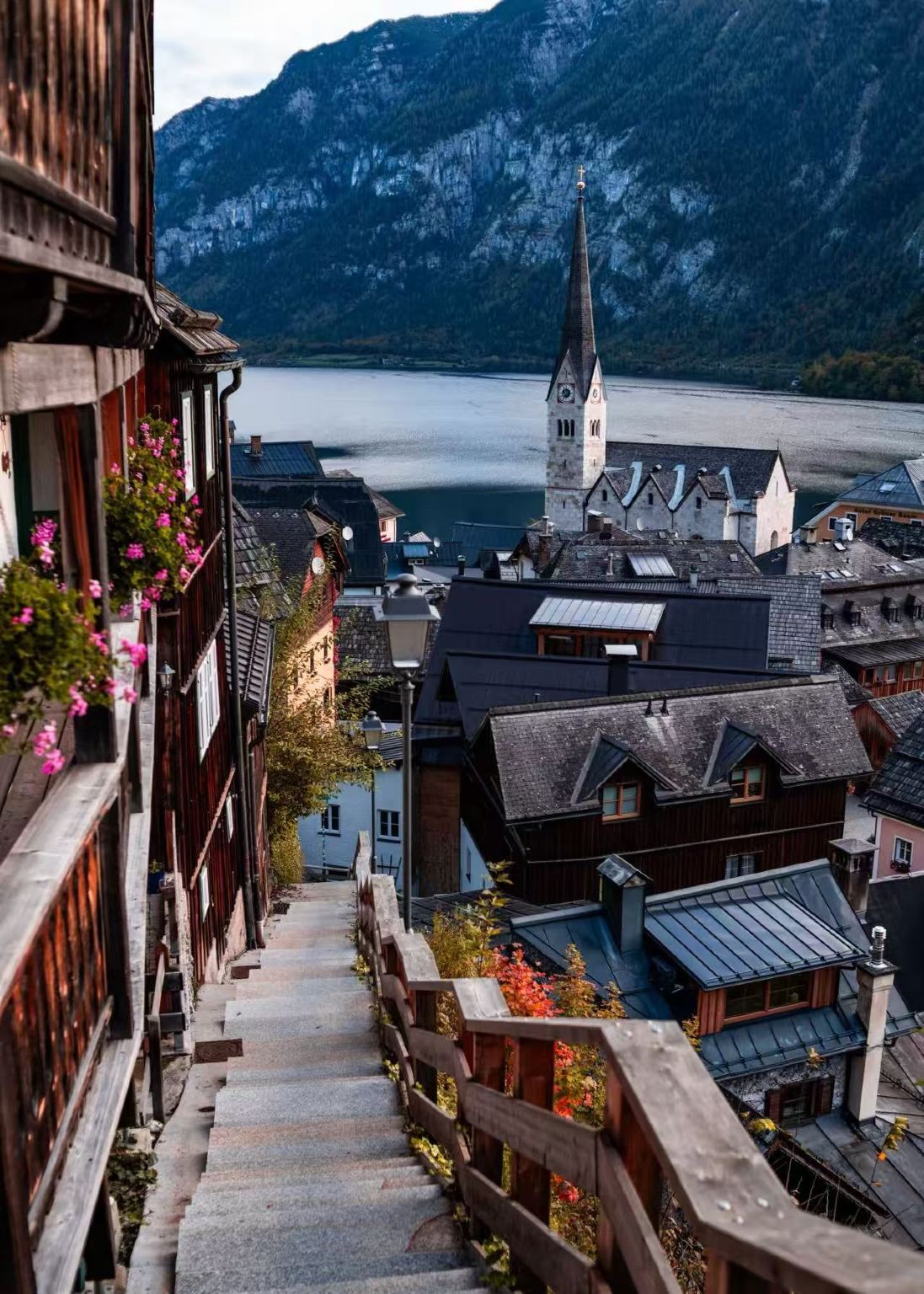 奧地利哈爾施塔特小鎮+高薩湖+富施爾湖【中文包車+私家定制】