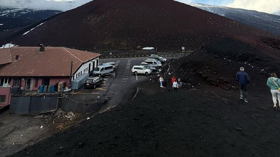 Tour mattutino in jeep sull'Etna