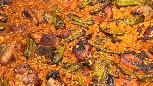 Madrid: Paella & Tapas Cooking Class + Market Visit