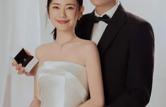 左雲Trip Moments【個人寫真/情侶婚紗/全家福團體照/商業攝影攝像跟拍航拍街拍】