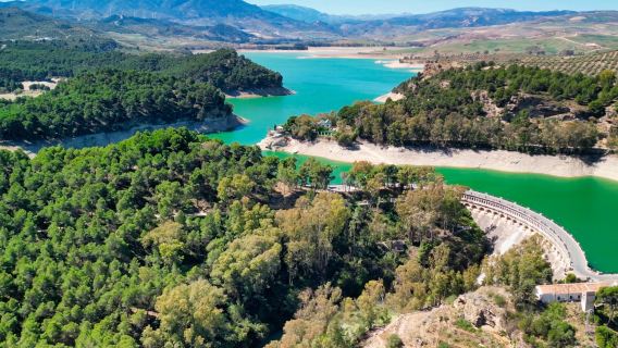 Malaga King's Path exploration tour from Spain (includes admission ticket + guide + transportation)