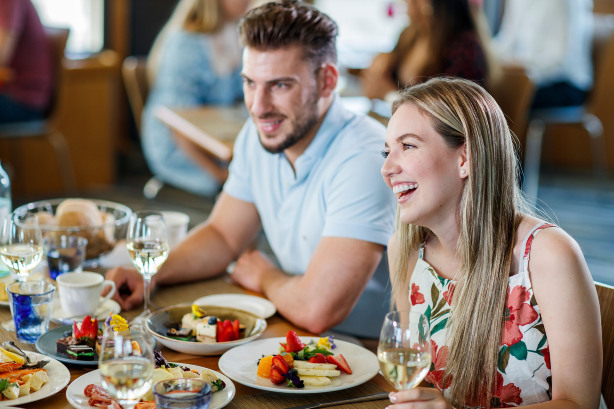Tur Kapal Pesiar Kapten Cook dengan Makan Siang 2 Hidang di Darling Harbour Sydney, Australia [Pilih