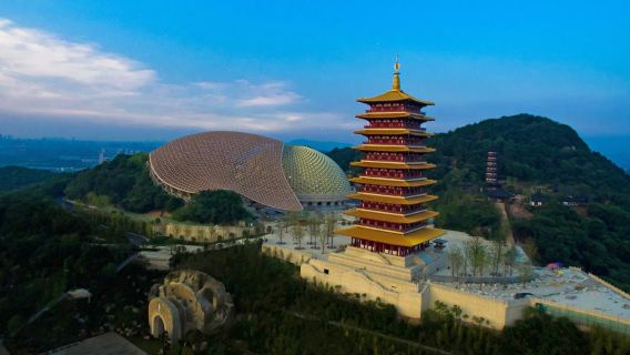 Sewaan peribadi sehala dari Shanghai, Suzhou, Hangzhou, Wuzhen ke pusat bandar Nanjing atau Zoo Hutan Hongshan