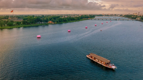 Enjoy Afternoon Tea on Romantic Perfume River with Moon River Cruise