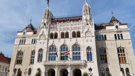 Hungary Budapest + Istana + Fisherman's Bastion + sewaan peribadi + lawatan sehari kekeluargaan (tidak termasuk tiket)
