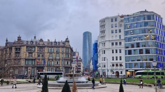 Authentic Bilbao: Highlights by Classic or E-Bike