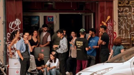Garage Comedy Club Marseille: Stand-up show with comedians