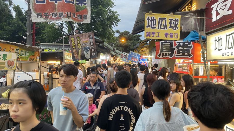 宜蘭蘭陽博物館+張美阿嬤萌寵農場+羅東夜市一日遊【台北出發】