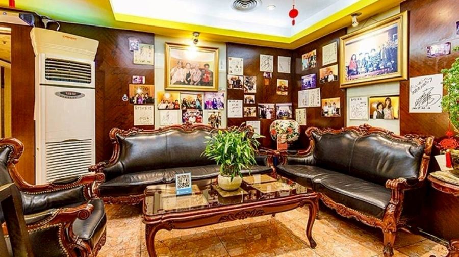 台北中山｜豪門世家理容名店｜台式按摩・精油按摩・臉部粉刺清潔