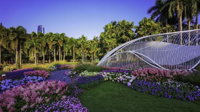 深圳歡樂海岸奇夢館 蓮花山公園 甘坑古鎮一日游