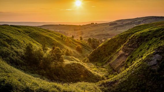 ทัวร์วันเดียว/ทัวร์หลายวัน ในอุทยานแห่งชาติ Yorkshire Dales และบ้านเกิดของพี่น้องตระกูล Bronte|กลุ่มเล็ก