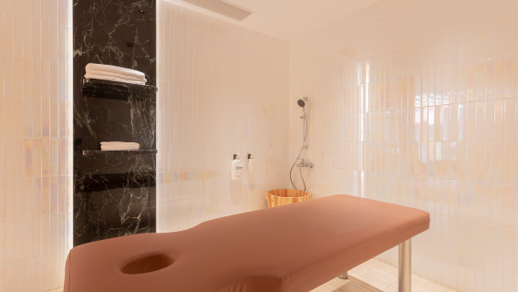 Shenzhen Royal Holiday Gourmet Spa | Без регистрации , чаевые, 10 мероприятий в лобби, 2 на выбор + круглосуточная сауна