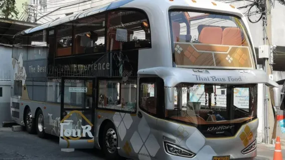 Featured tour starting at 2062 THB: Bangkok Thai Bus Food Tour – Thai Sightseeing Gourmet Double-Decker Bus Dining