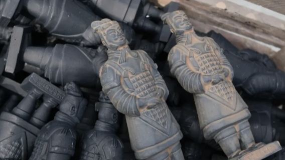 Make Your Own Mini Terracotta Warrior in Xi'an