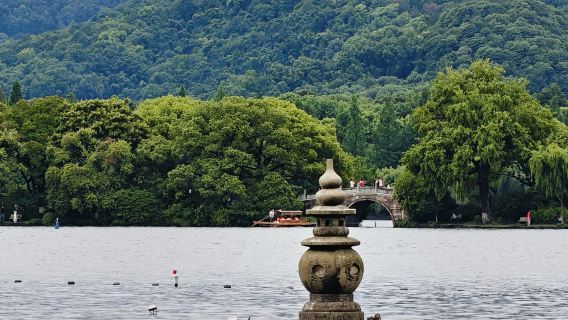 杭州西湖·船遊丨登雷峰塔丨杭州宋城丨無購物丨純玩1日