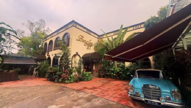 งานเลี้ยงวัฒนธรรมมาเลเซีย: คืนอันแสนวิเศษที่สนามหญ้า Bunglow37