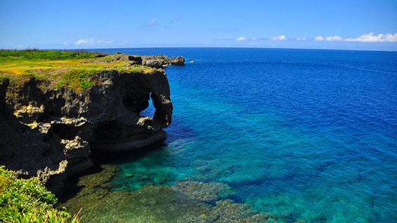 【沖繩北部拼團一日遊】萬座毛・古宇利島・美麗海水族館・美國村