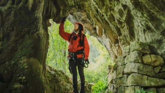 Lawatan setengah hari penerokaan dan fotografi di Kawasan Pemandangan Semula Jadi Ngarai Jindao Chongqing [via ferrata ngarai, penerokaan dan fotografi!]