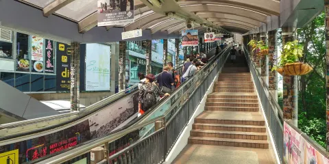 香港精華之旅:山頂纜車快線+舊城中環漫步+米芝蓮港式點心體驗