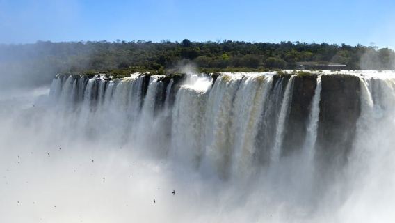 Iguazu Falls: Gran Aventura Boat and Argentinian Falls Tour