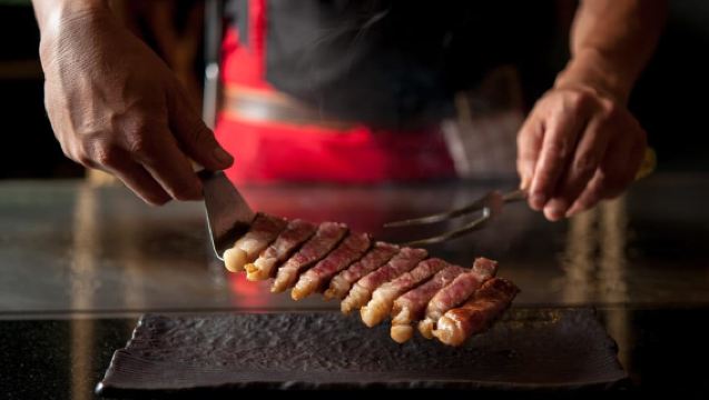 バンコク：ベニハナ グランドメルキュール アトリウム