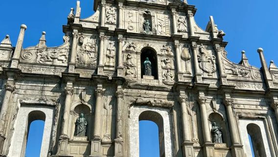 Excursión de un día a la Universidad de Macao + Torre Eiffel de Parisian + Venetian + espectáculo con tour privado y guía turístico en inglés