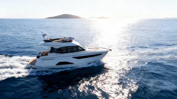 【陵水清水灣遊艇包船出海】海南陵水清水灣德國進口巴伐利亞40尺動力艇包船出海海釣觀光～