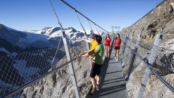 Lawatan ke Puncak Titlis dan kereta kabel Ice Flyer di Zurich
