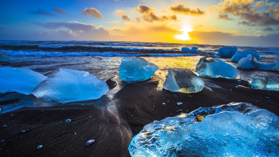 [Geteilte Tour in Reykjavík] Gletscherlagune + Skógafoss + Diamantstrand + [Englischsprachiger Guide]