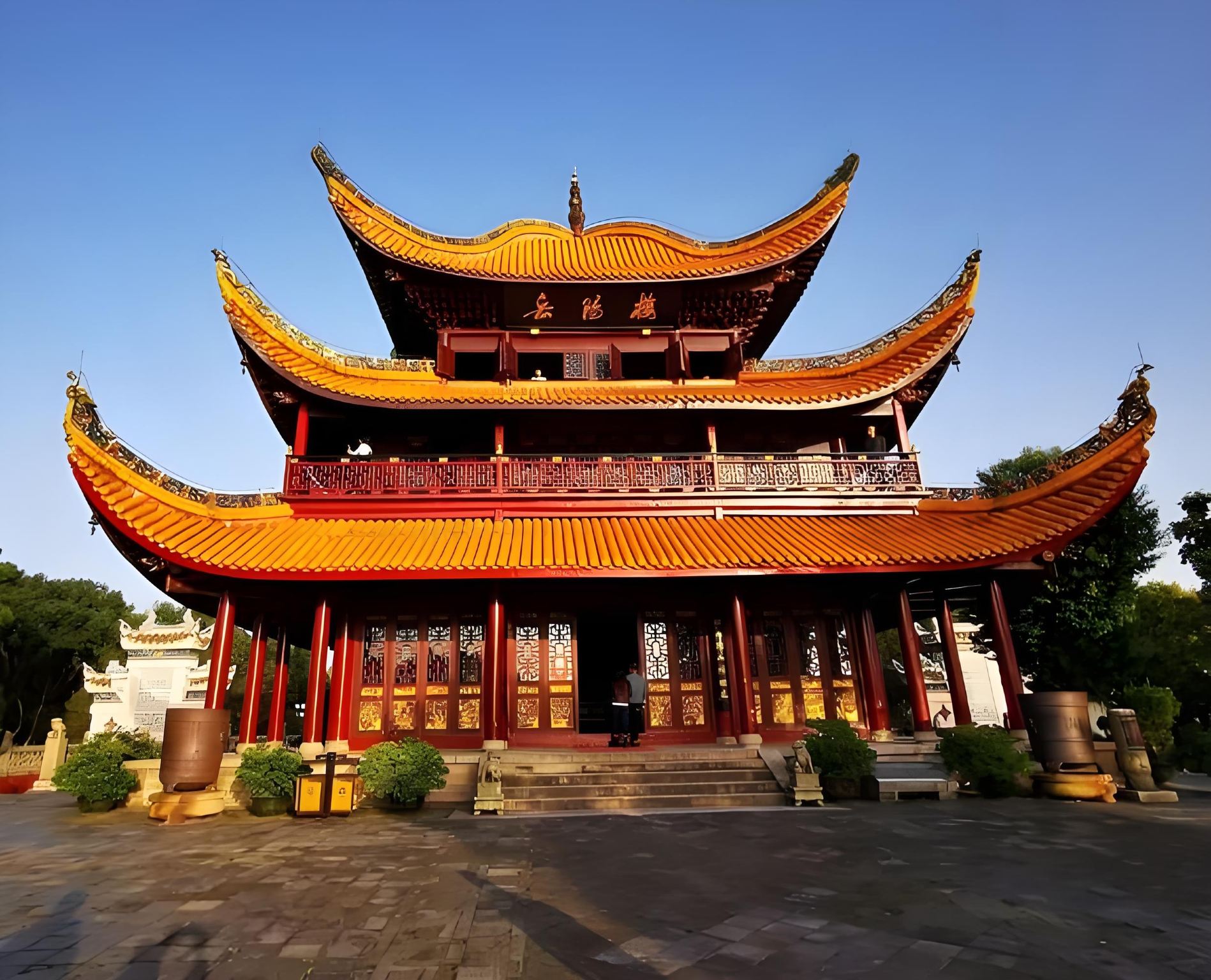 長沙到岳陽樓-洞庭湖-屈子文化園一日遊（15人精緻小團）