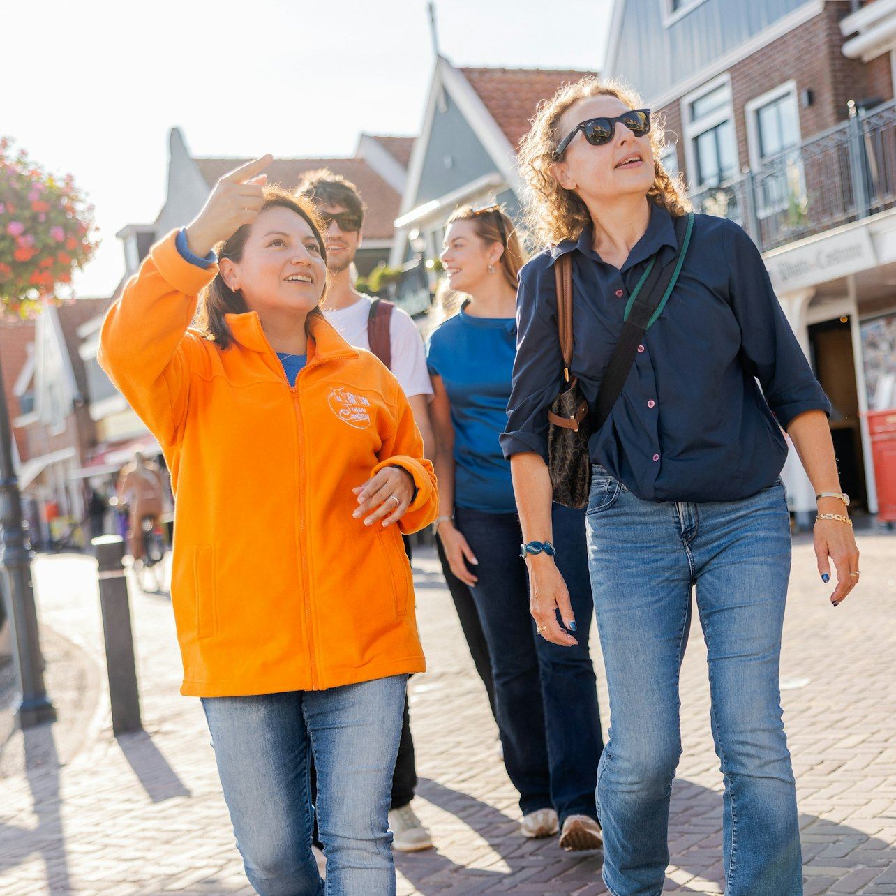 Volendam & Zaanse Schans Windmills: Half-Day Guided Tour