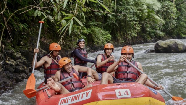 Ayung River Rafting with Lunch & Hotel Pickup