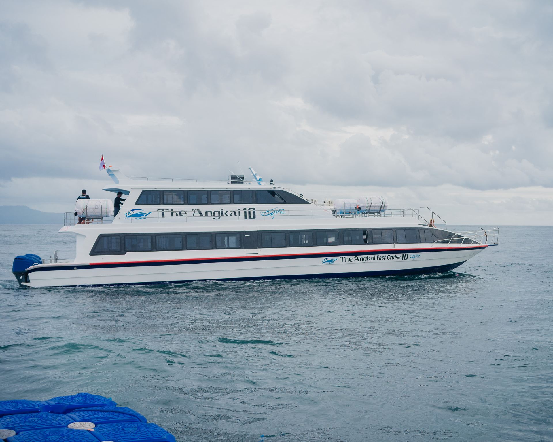 Il biglietto per la barca veloce Angkal tra Nusa Penida (porto di Sampalan) e Bali (Kusamba)