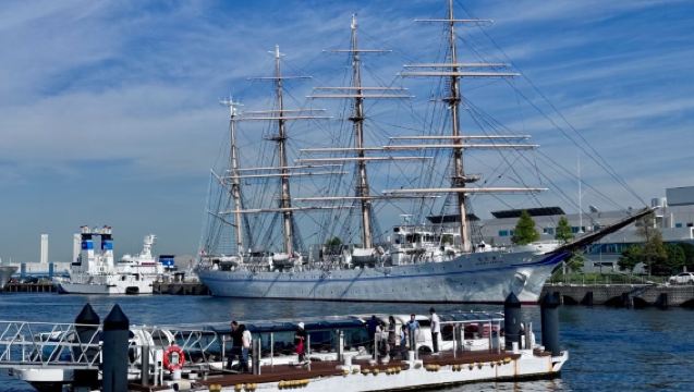 Yokohama 1-day tour: Cup Noodles Museum, Yokohama Red Brick Warehouse, Yokohama Chinatown