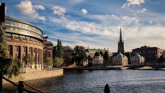 Wycieczka z przewodnikiem audio po Linköping: Atuty, historyczne skarby i dziedzictwo kulturowe
