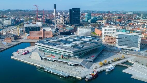 Visita guiada de audio autónoma a pie en Aarhus (10 paradas, aproximadamente 2 horas)