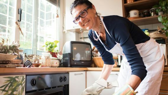 Naples: Private Home Cooking Class