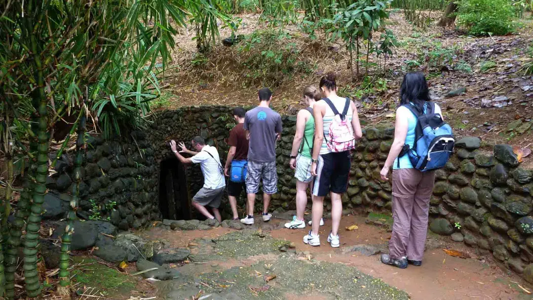 Chu Chi Tunnels