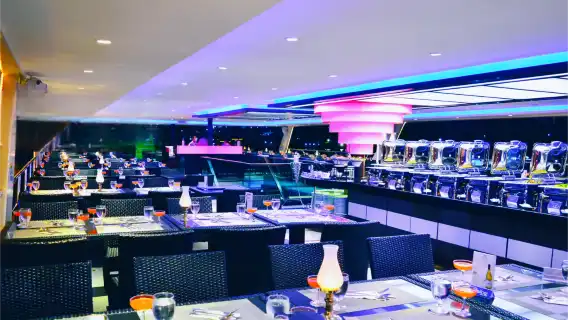 曼谷湄南河遊船【自助餐+歌舞表演】|豪華郵輪夜遊湄南河|賞日落|多船可選】