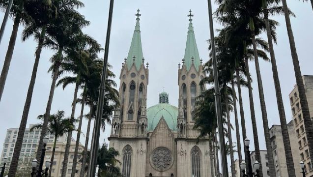 Sao Paulo, Brazil: Culture and Passion one-day tour: Churches, Art, History and Football Itinerary Adjustable