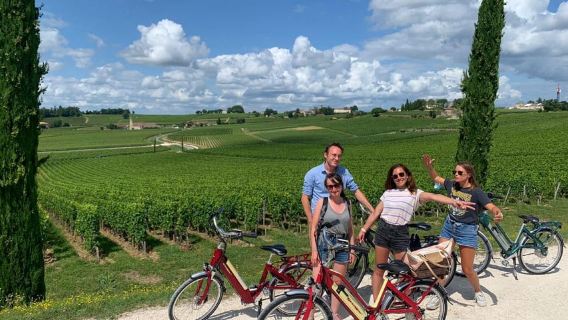 Tour de vino y bicicleta por Burdeos