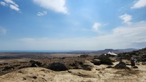 Baku: Gobustan, vulcano di fango, monte del fuoco, ingresso al tempio con pranzo