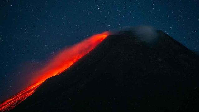 Yogyakarta: Turgo Hill-Unrivaled Lava Views of Mount Merapi
