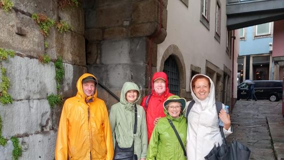 Porto Historic Center: Small Group Walking Tour & Cathedral