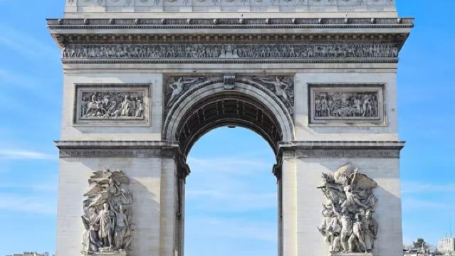 法國巴黎歌劇院+凱旋門+羅浮宮+塞納河畔一日遊